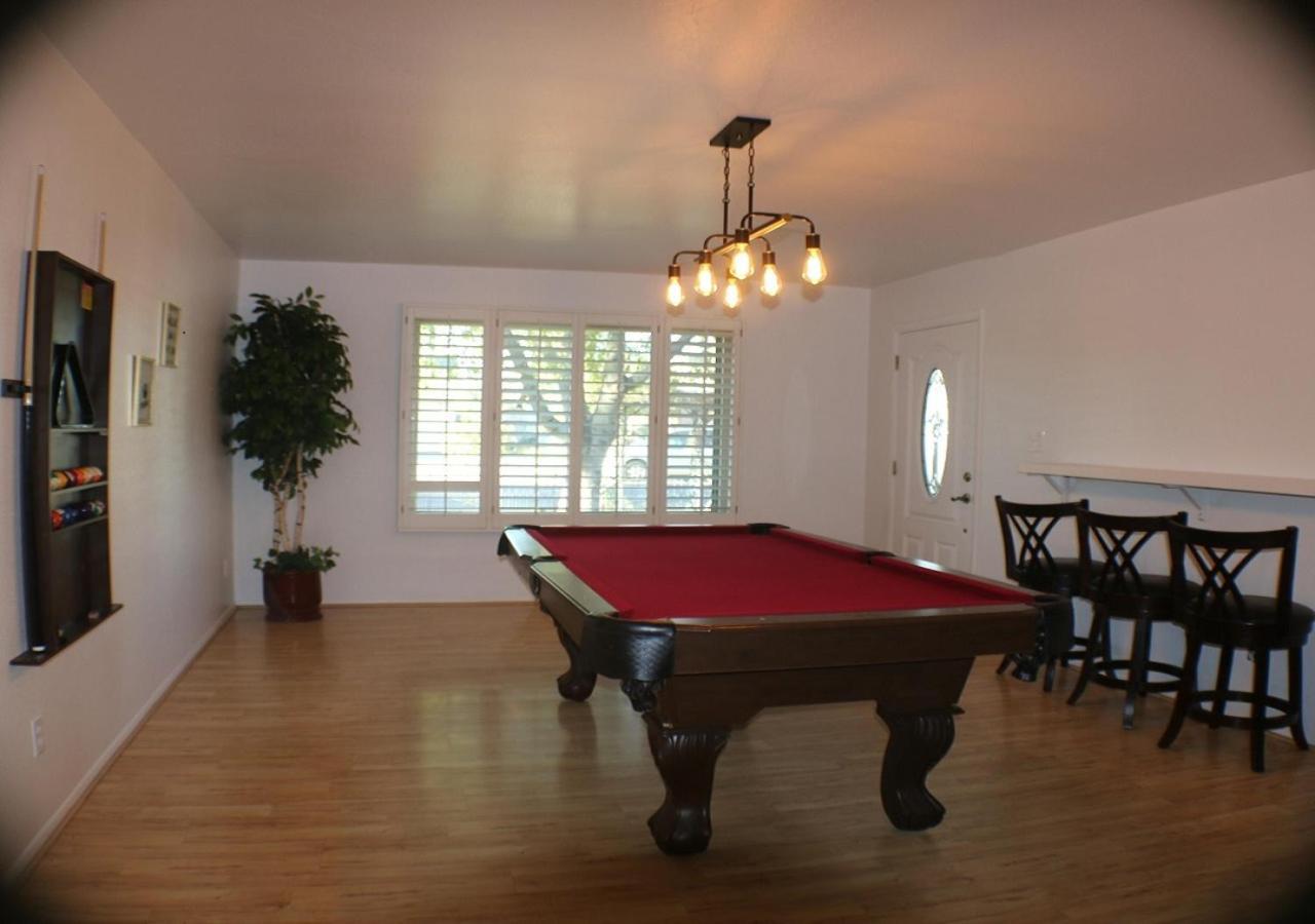Villa Tempe Escape With Heated Pool, Billiards & Firepit Fun Exterior foto