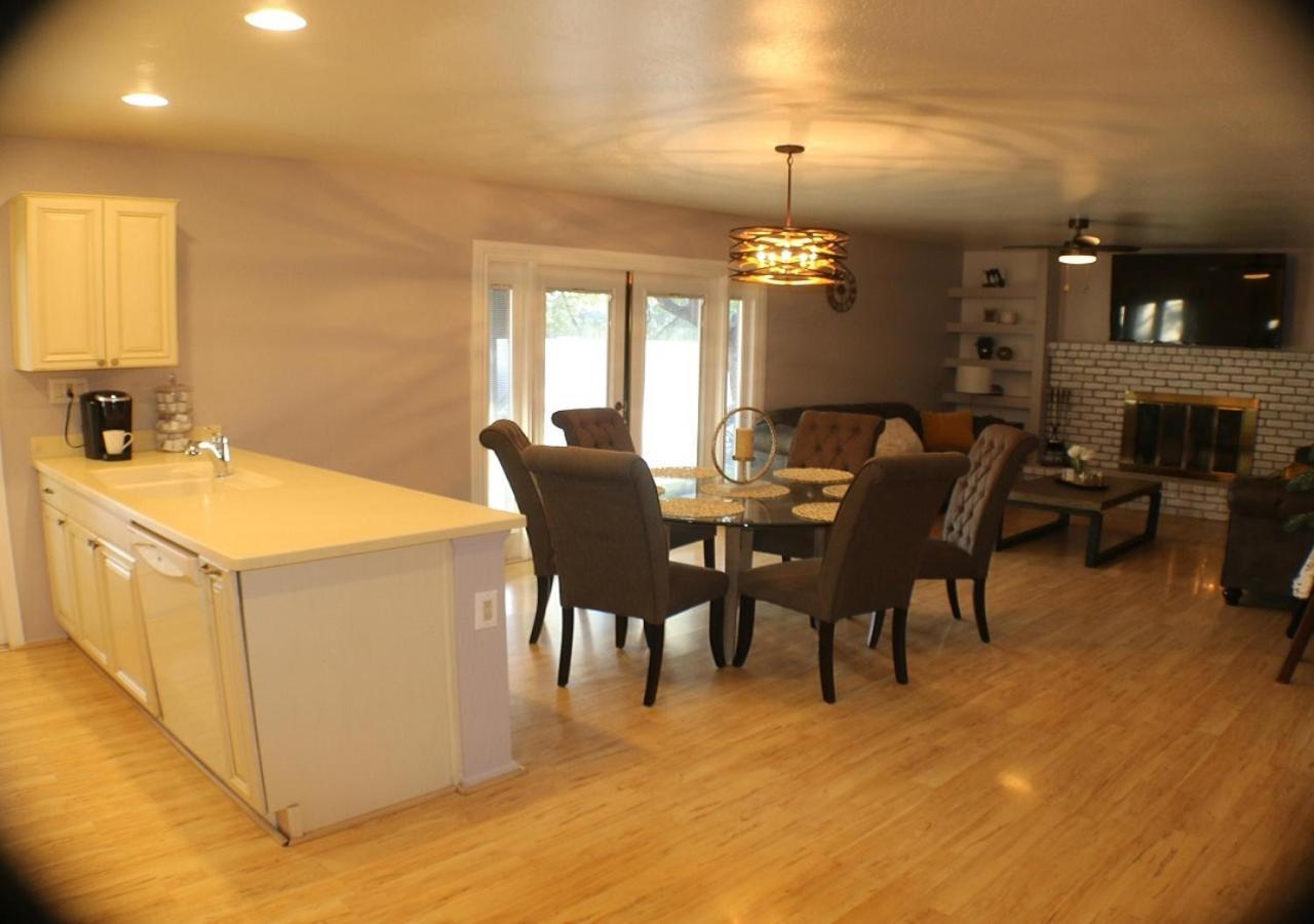 Villa Tempe Escape With Heated Pool, Billiards & Firepit Fun Exterior foto